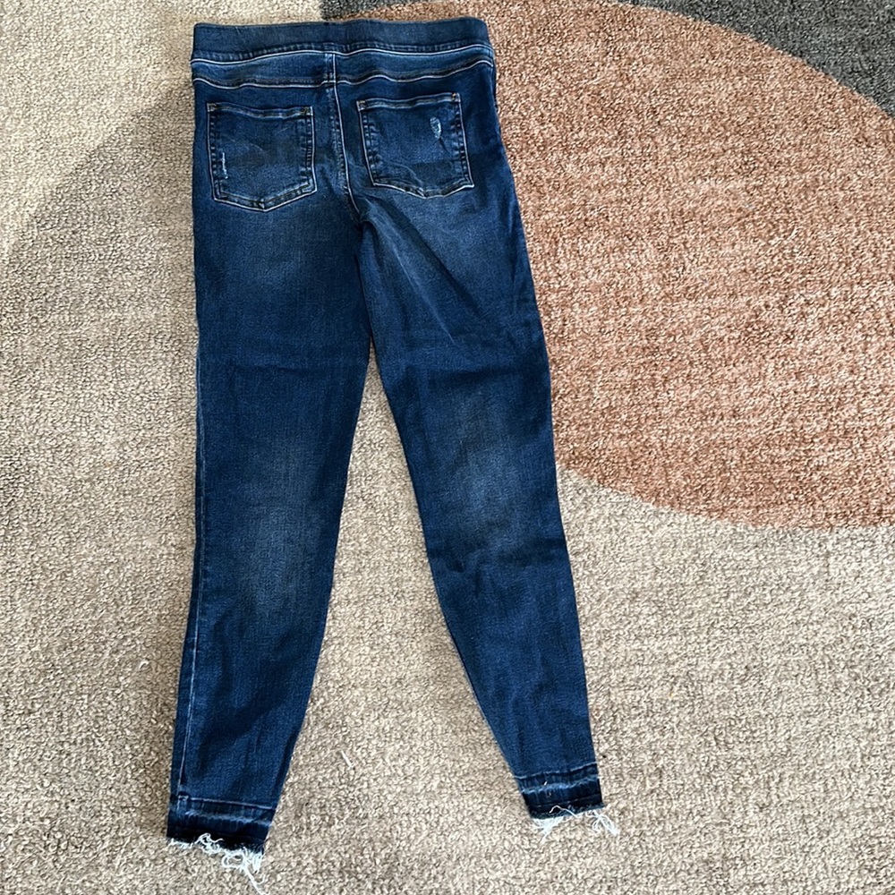 Spanx High Rise Pull On Skinny Jeans Medium Wash with Raw Hem Size Small - Picture 4 of 6